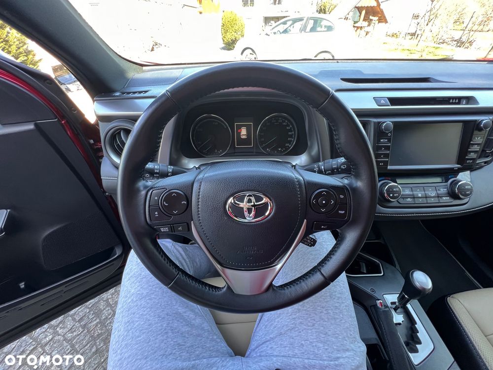 Toyota RAV4 - 31