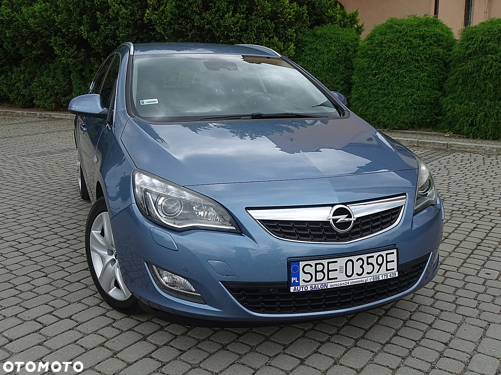 Opel Astra IV 1.4 T Cosmo - 17