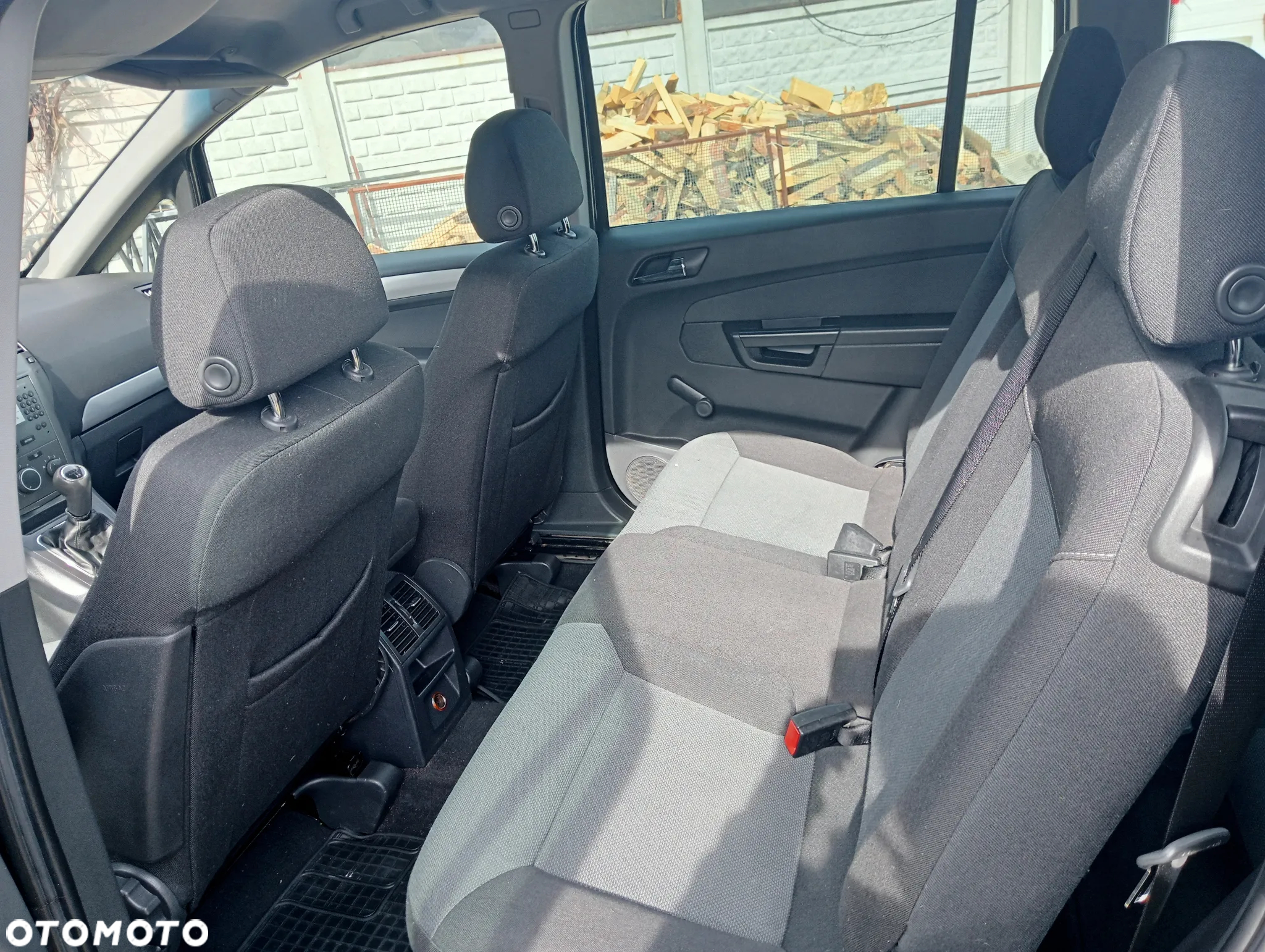 Opel Zafira - 8