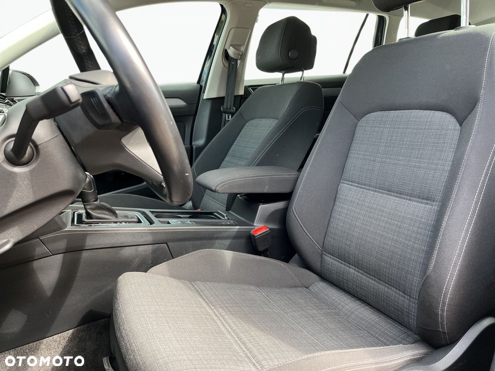 Volkswagen Passat Variant - 12