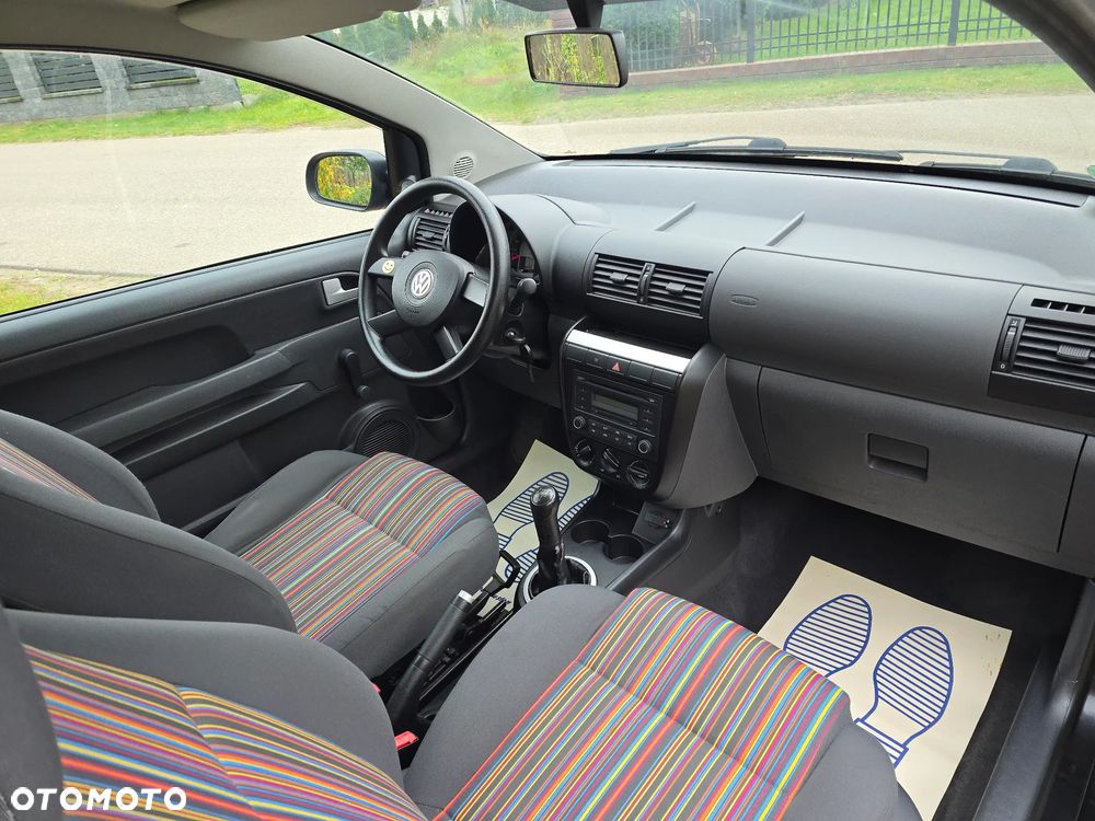 Volkswagen Fox - 23