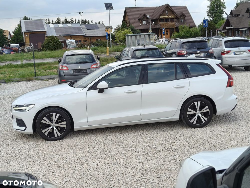 Volvo V60 B3 B Momentum - 14