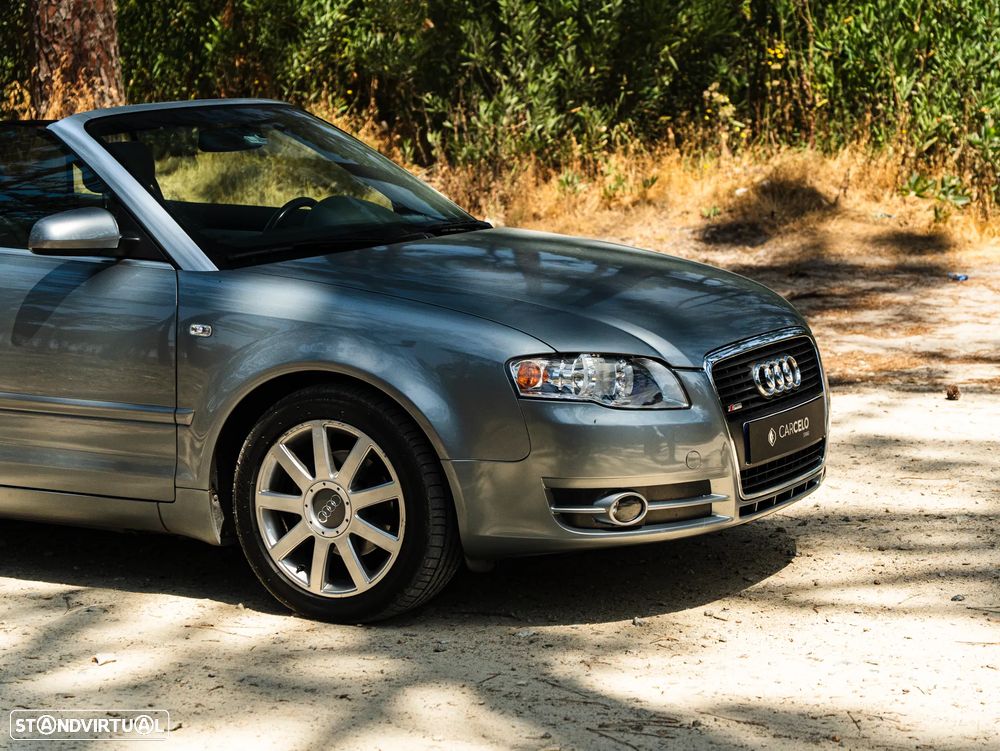 Audi A4 Cabrio 2.0 TDI S-line - 12