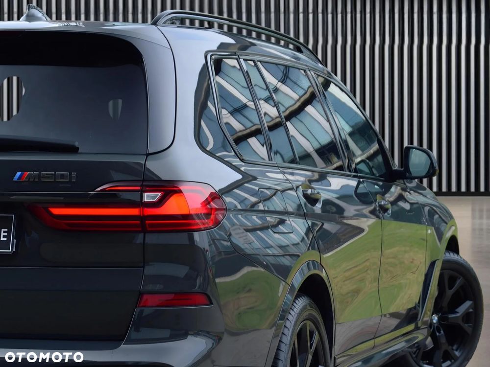 BMW X7 M50i - 11