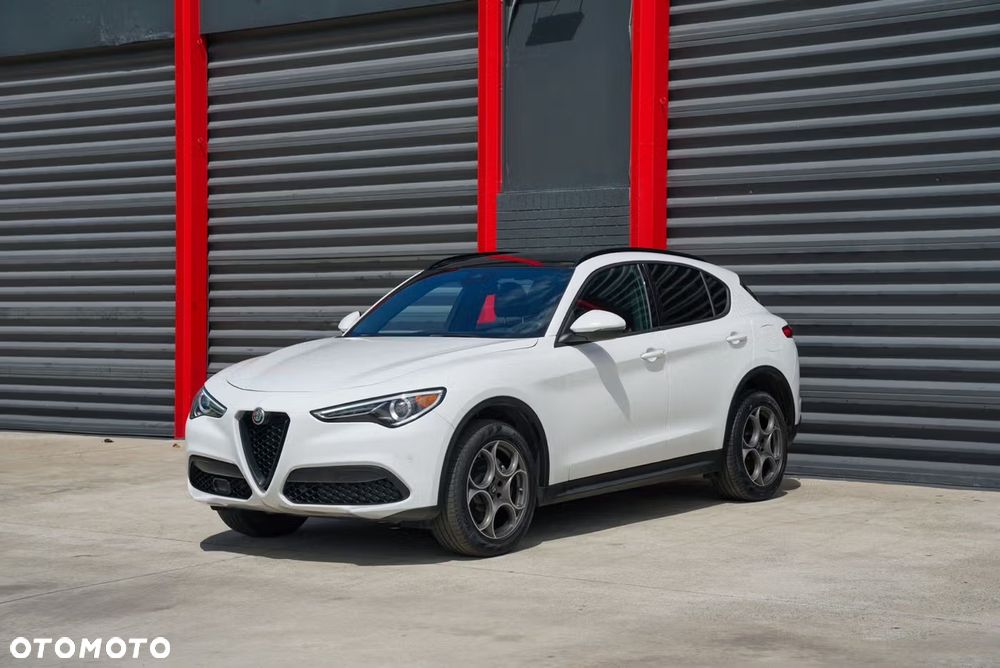 Alfa Romeo Stelvio - 2