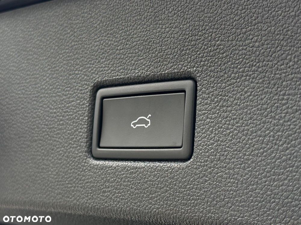 Volkswagen T-Roc 1.5 TSI R-Line DSG - 34