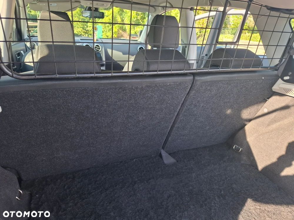 Nissan Qashqai 2.0 dCi DPF 4x4 tekna - 11