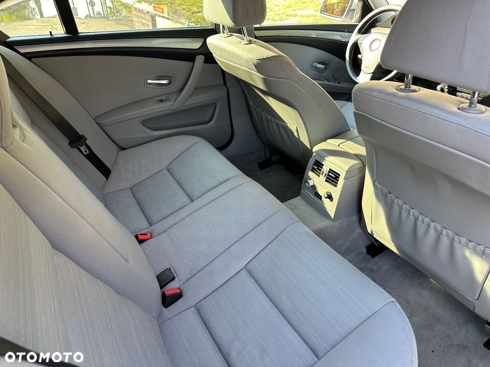 BMW Seria 5 - 10