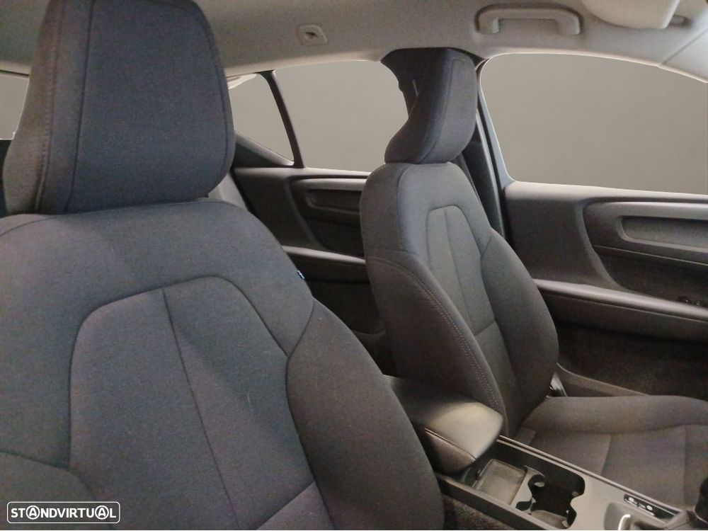 Volvo XC 40 1.5 T2 Momentum - 14