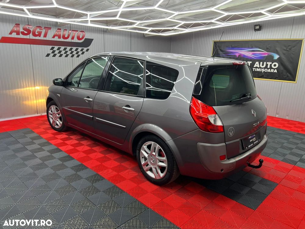 Renault Scenic - 5