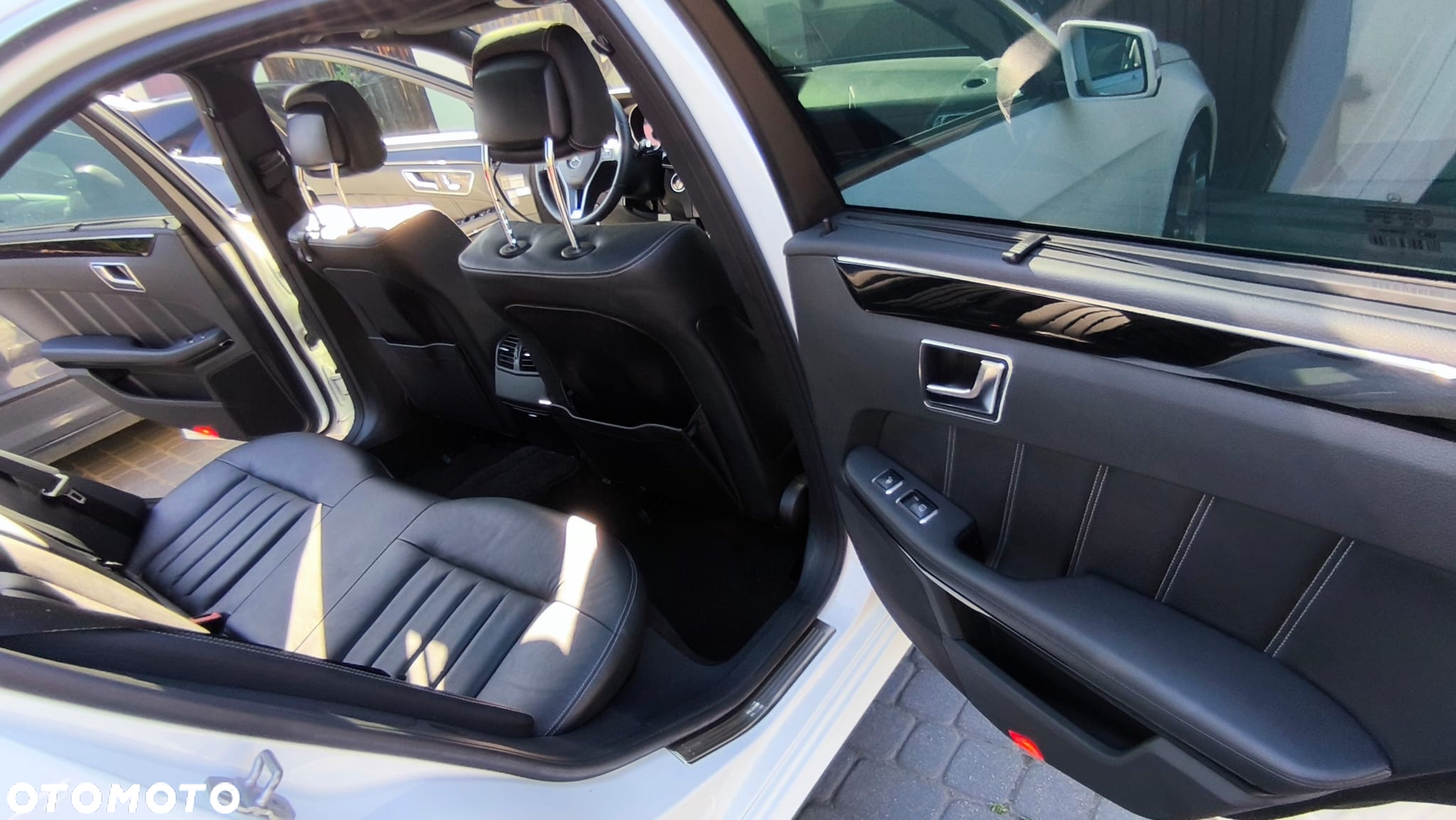 Mercedes-Benz Klasa E 400 Avantgarde - 26