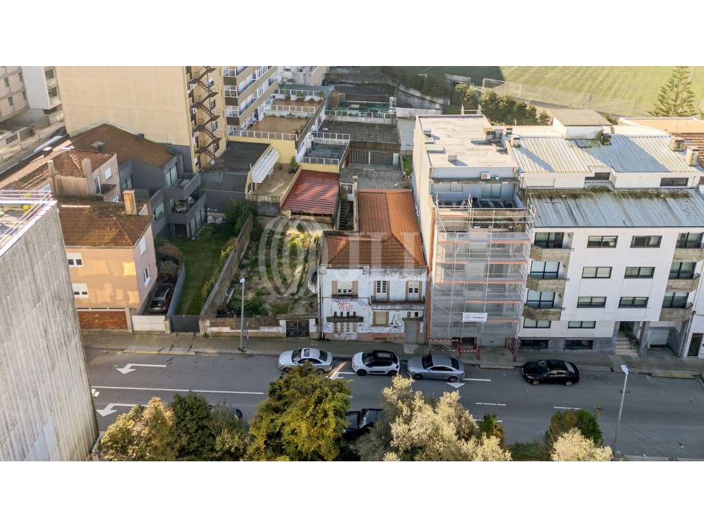 Prédio para reabilitar em Paranhos, Porto - Grande imagem: 5/6