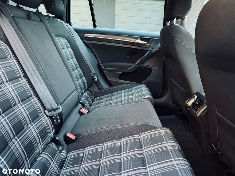 Volkswagen Golf GTD (BlueMotion Technology) - 18