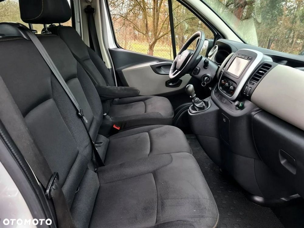 Renault Trafic - 26