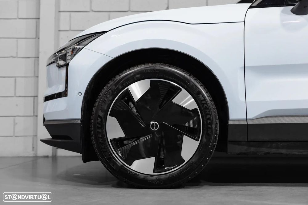 Volvo EX30 Twin Motor Performance AWD Ultra - 6