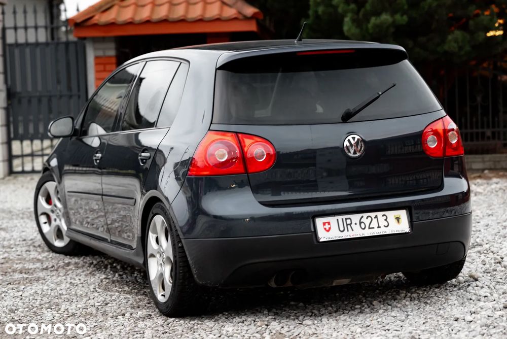 Volkswagen Golf 2.0 GTI - 12