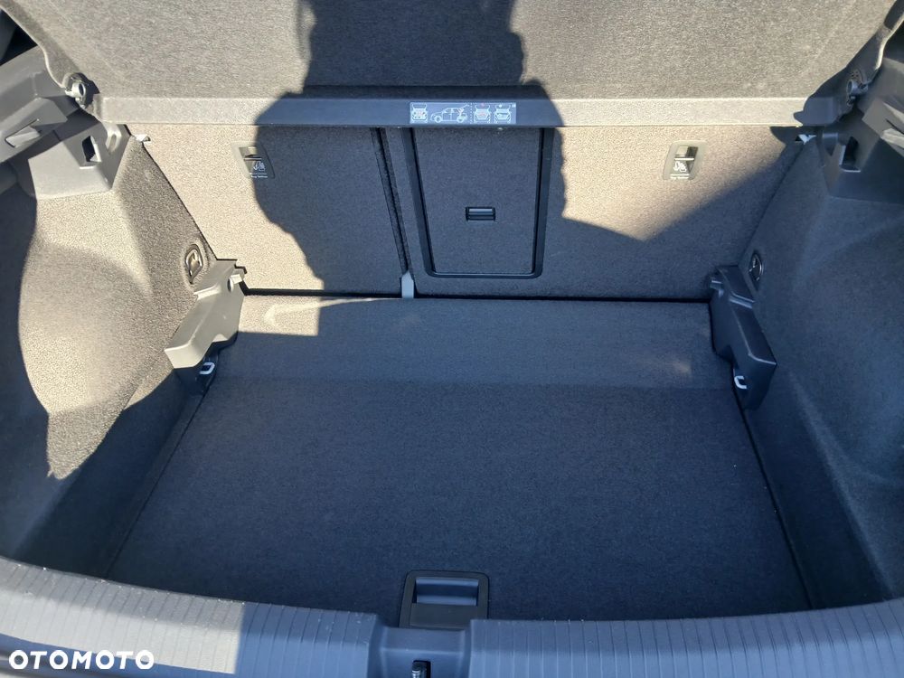 Volkswagen T-Roc 1.5 TSI ACT Premium DSG - 19