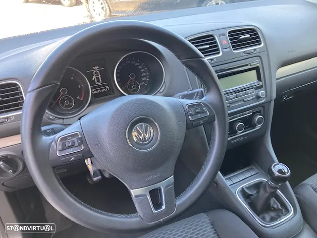 VW Golf 1.6 TDi Highline - 3