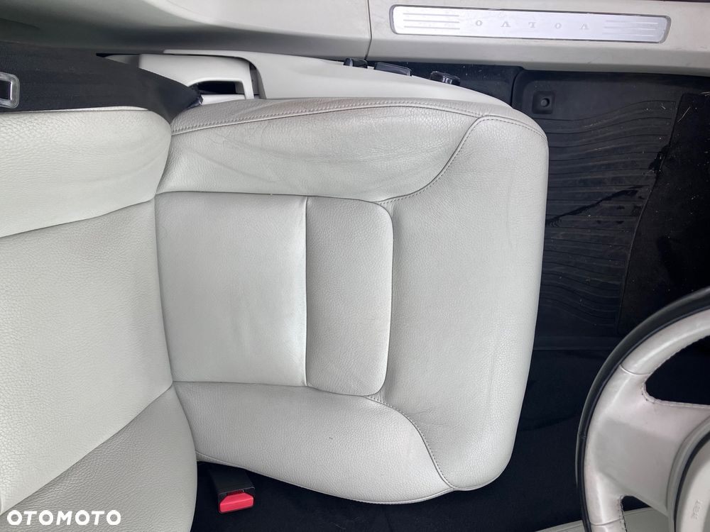 Volvo XC 90 - 17
