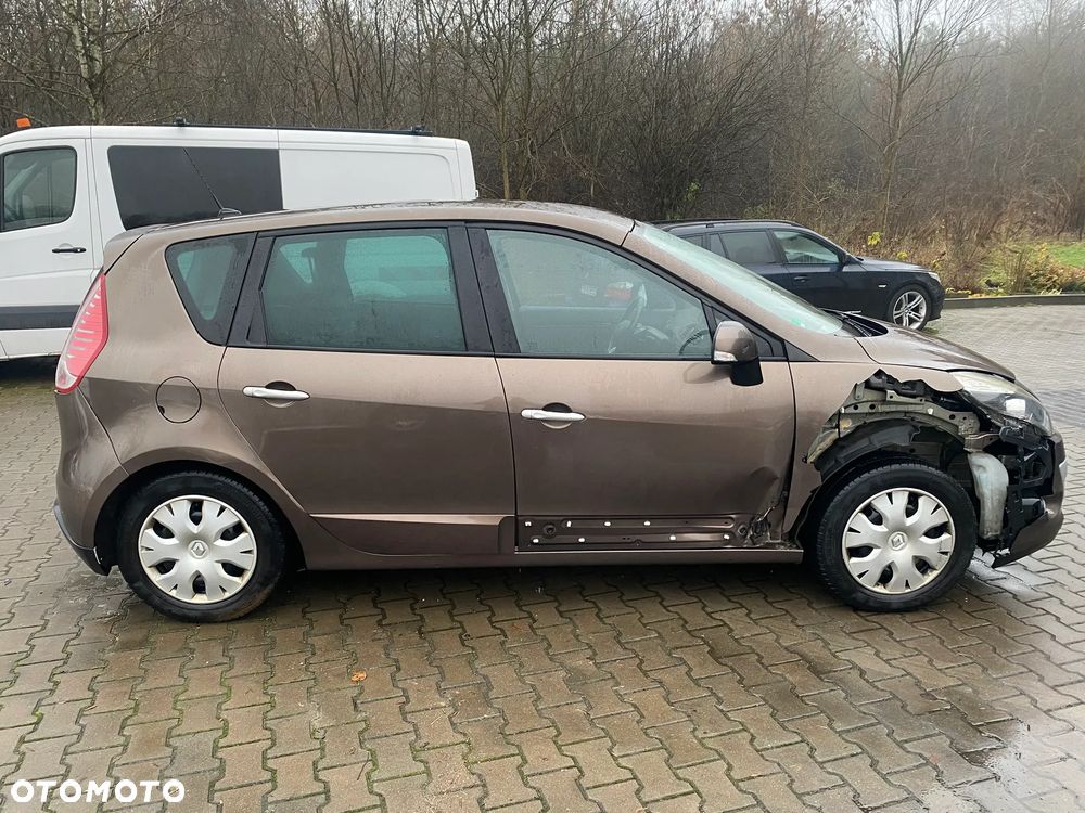 Renault Scenic TCe 130 Dynamique - 4