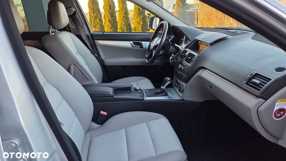 Mercedes-Benz Klasa C - 34