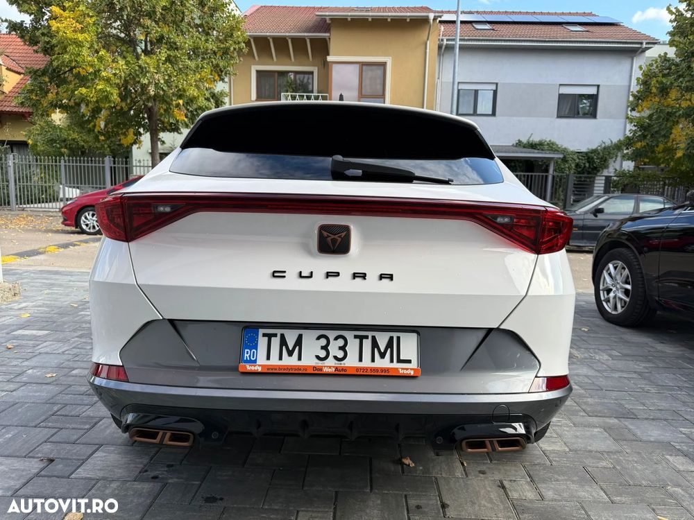 Cupra Formentor 1.5 e-Hybrid DSG - 3