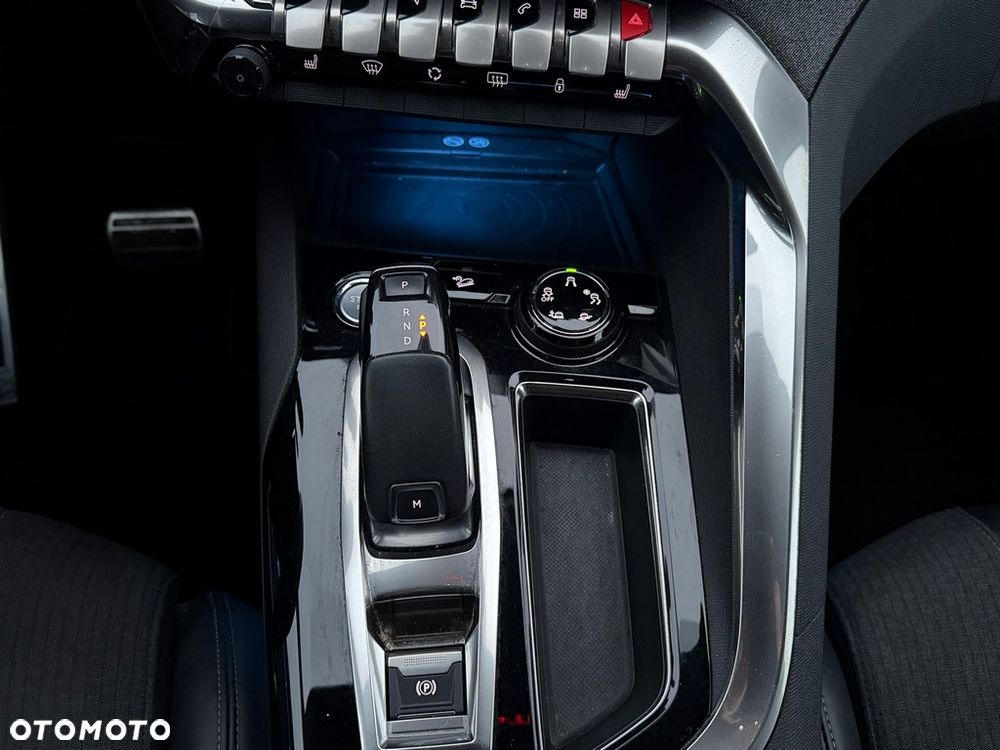 Peugeot 3008 - 19
