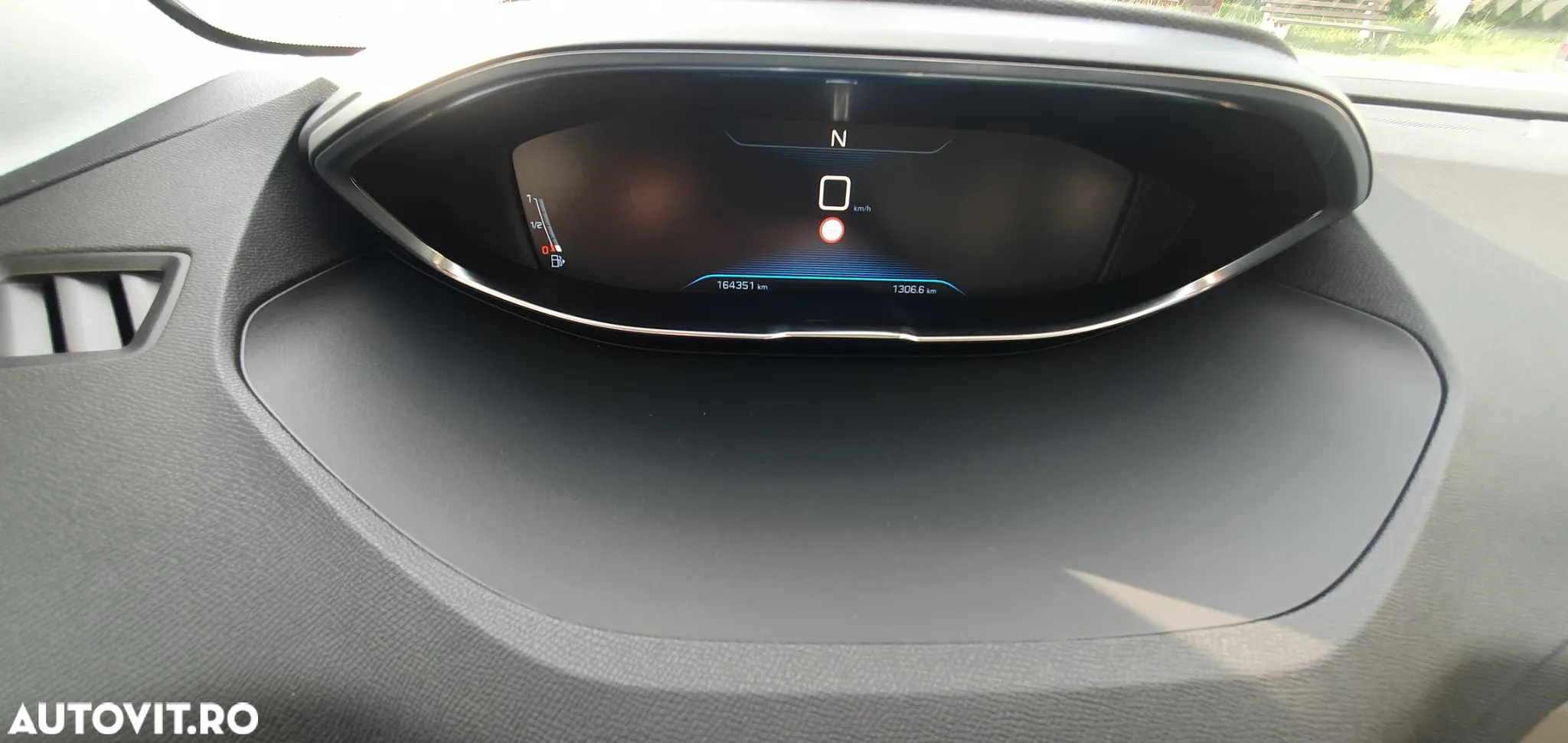 Peugeot 3008 PureTech 130 Stop & Start EAT6 Allure - 37