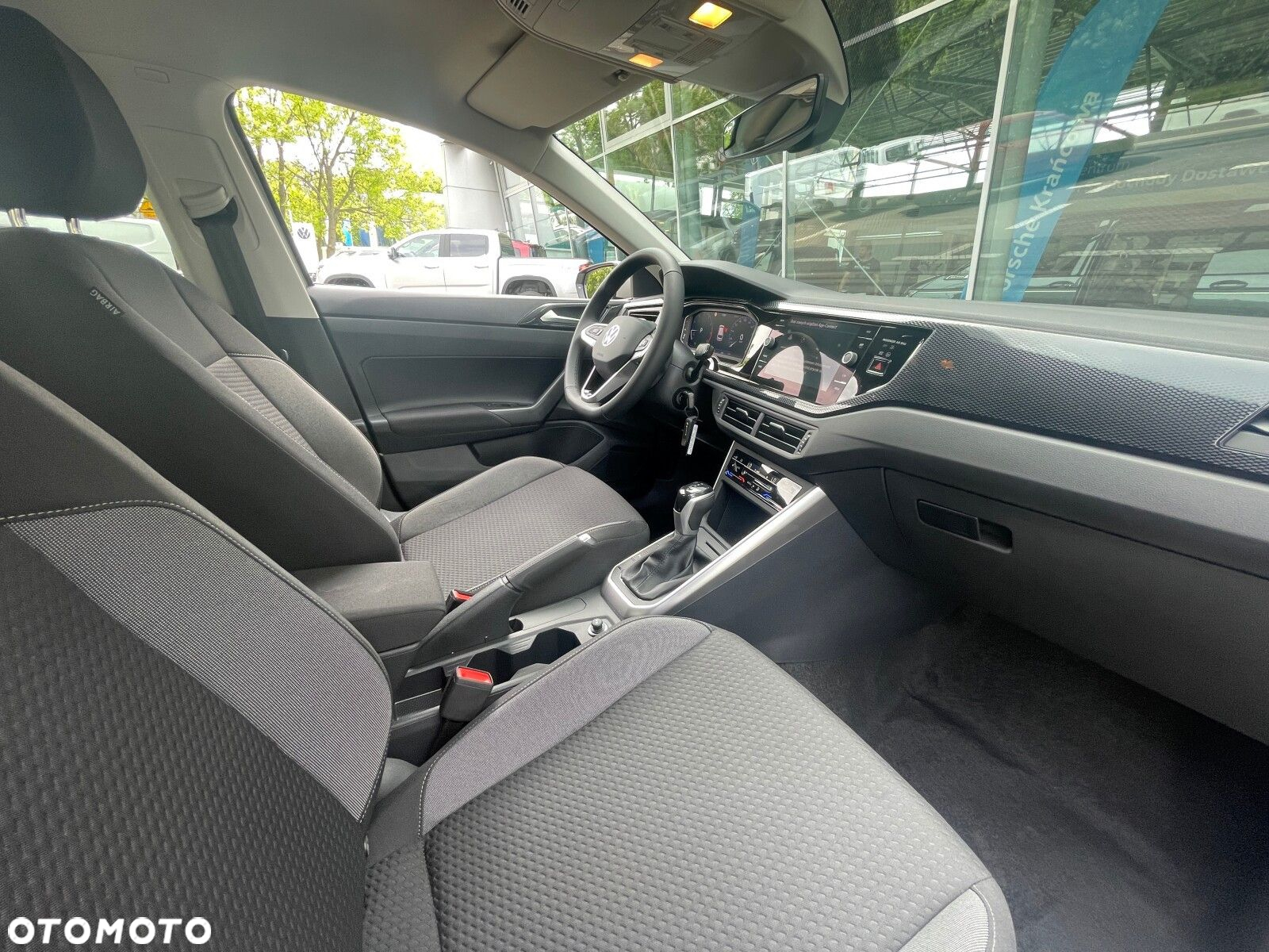 Volkswagen Polo - 12