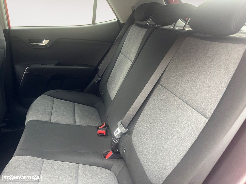 Kia Stonic 1.2 MPi Dynamic - 13