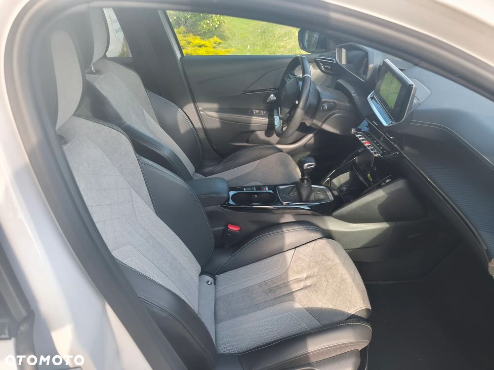 Peugeot 208 1.5 BlueHDi GT S&S - 17