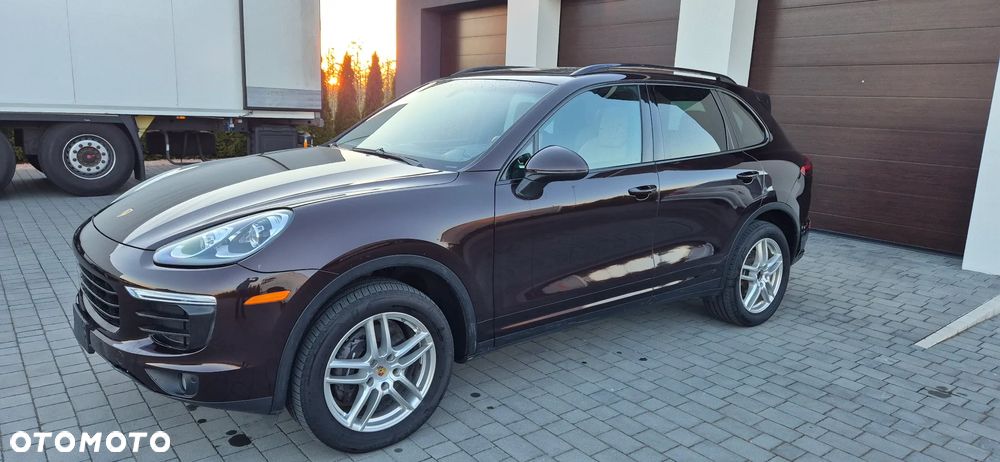 Porsche Cayenne Platinum Edition - 2