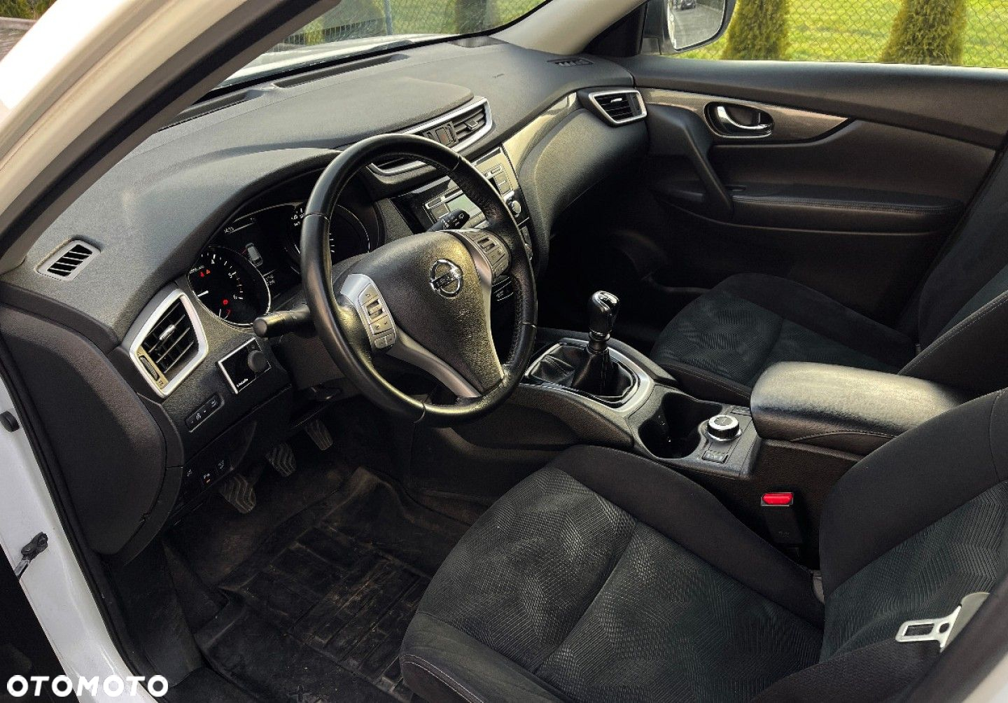 Nissan X-Trail - 14