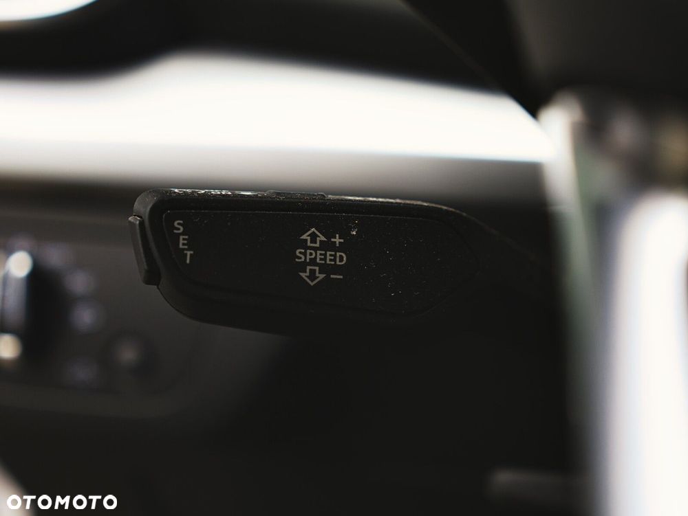 Audi Q5 Sportback - 29