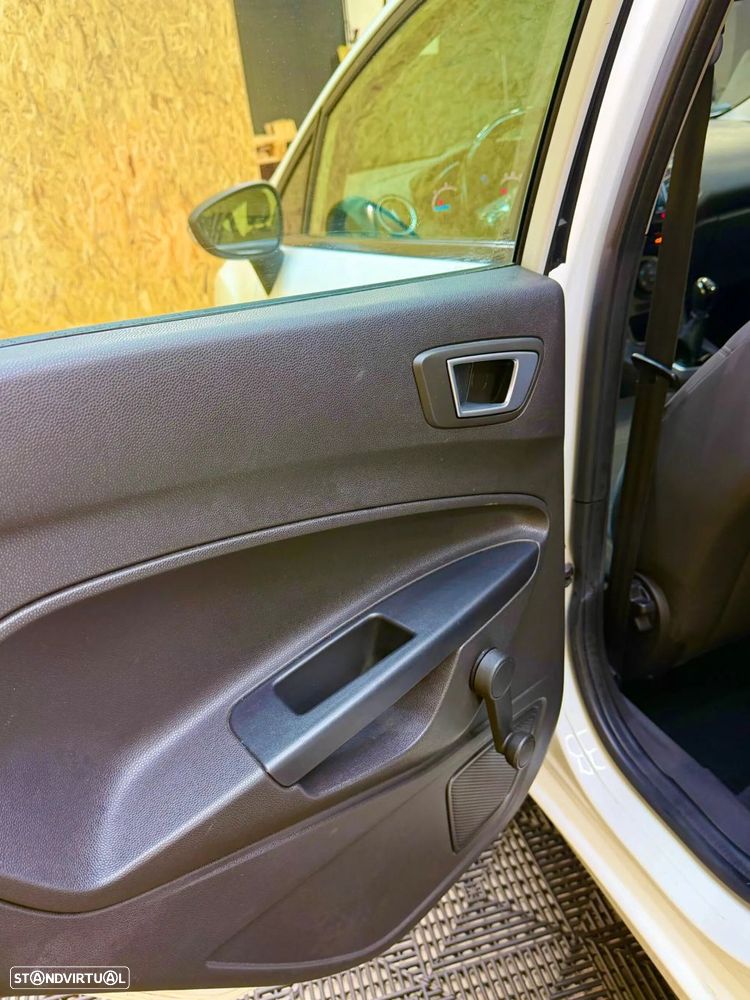 Ford Fiesta 1.5 TDCi Trend - 20