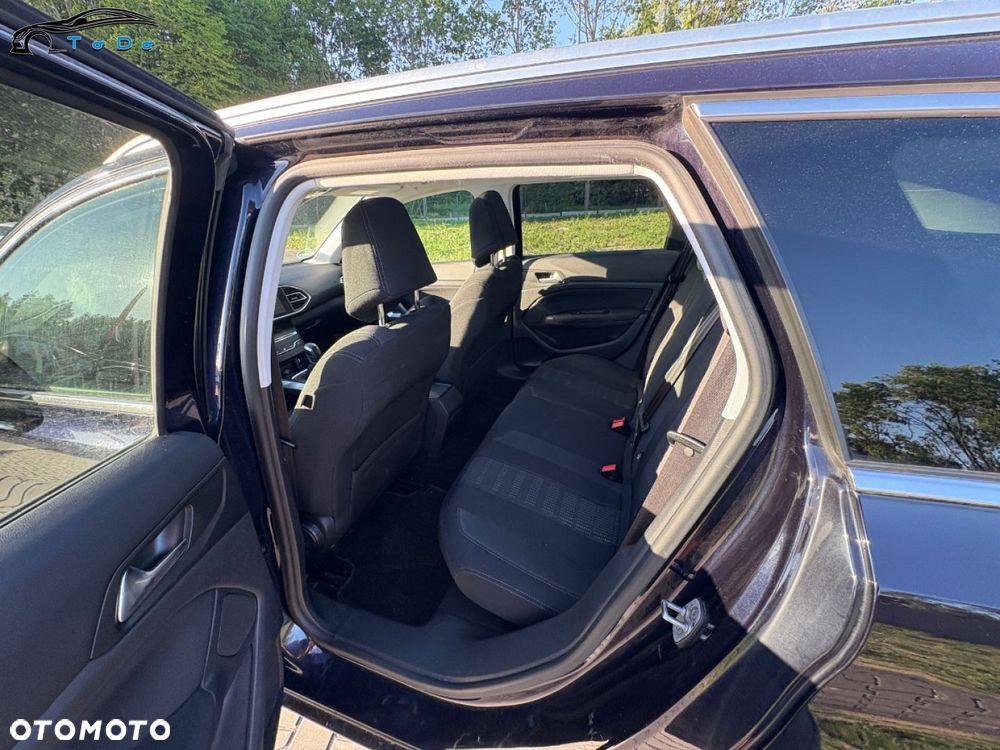 Peugeot 308 110 e-THP Stop & Start Allure - 24