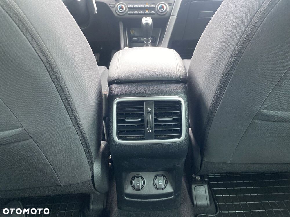 Kia Sportage - 13