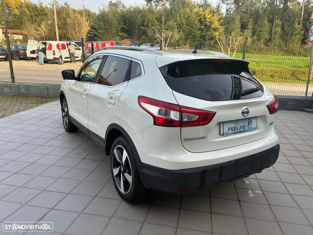 Nissan Qashqai 1.5 dCi N-Connecta - 6