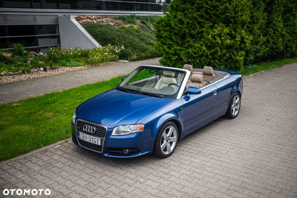 Audi A4 Cabrio - 4