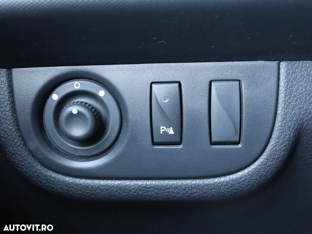 Dacia Sandero Stepway TCe 90 MT6 Comfort - 13