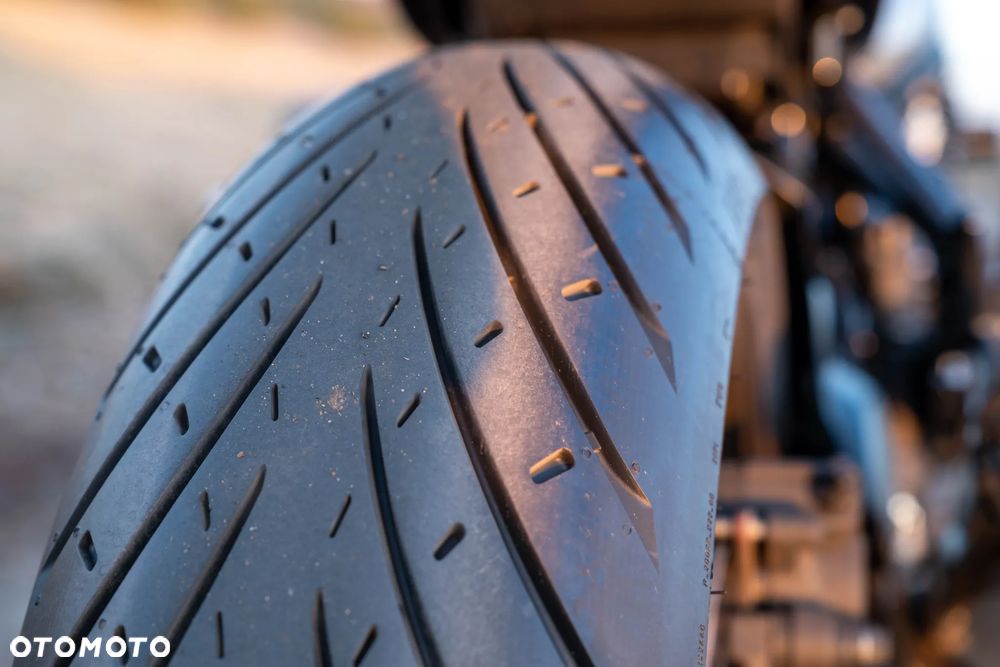 Kawasaki Z 900 RS - 5