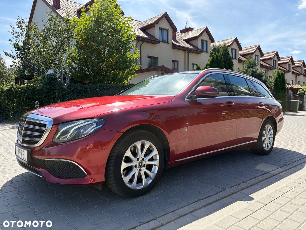 Mercedes-Benz Klasa E 220 d 4Matic 9G-TRONIC Avantgarde - 6