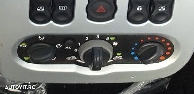 Panou comanda AC clima Dacia Sandero din 2010 - 1