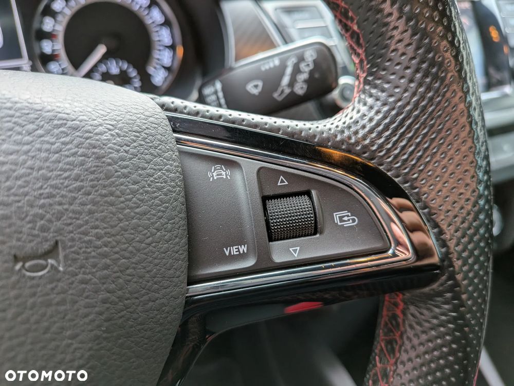 Skoda Fabia 1.0 TSI Monte Carlo - 23
