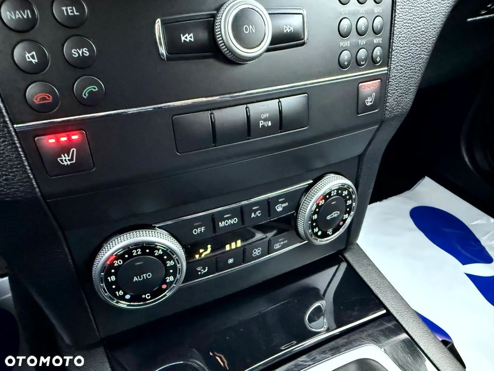 Mercedes-Benz GLK 350 CDI DPF 4Matic 7G-TRONIC SPORT EDITION - 14