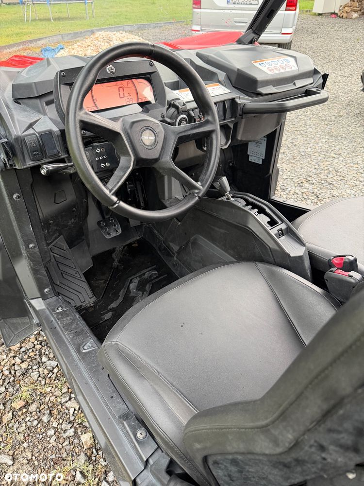 Can-Am Maverick - 7