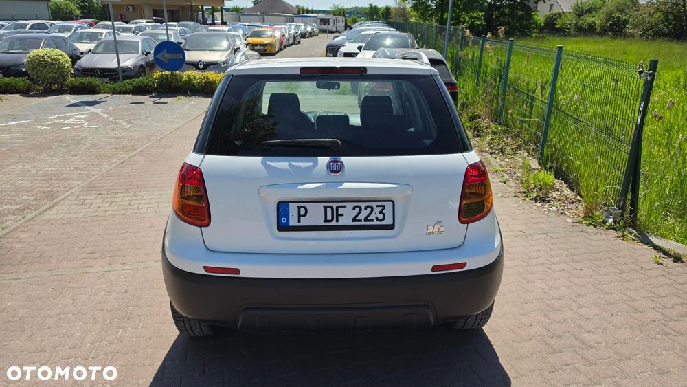Fiat Sedici 1.6 16V 4x2 Easy - 21