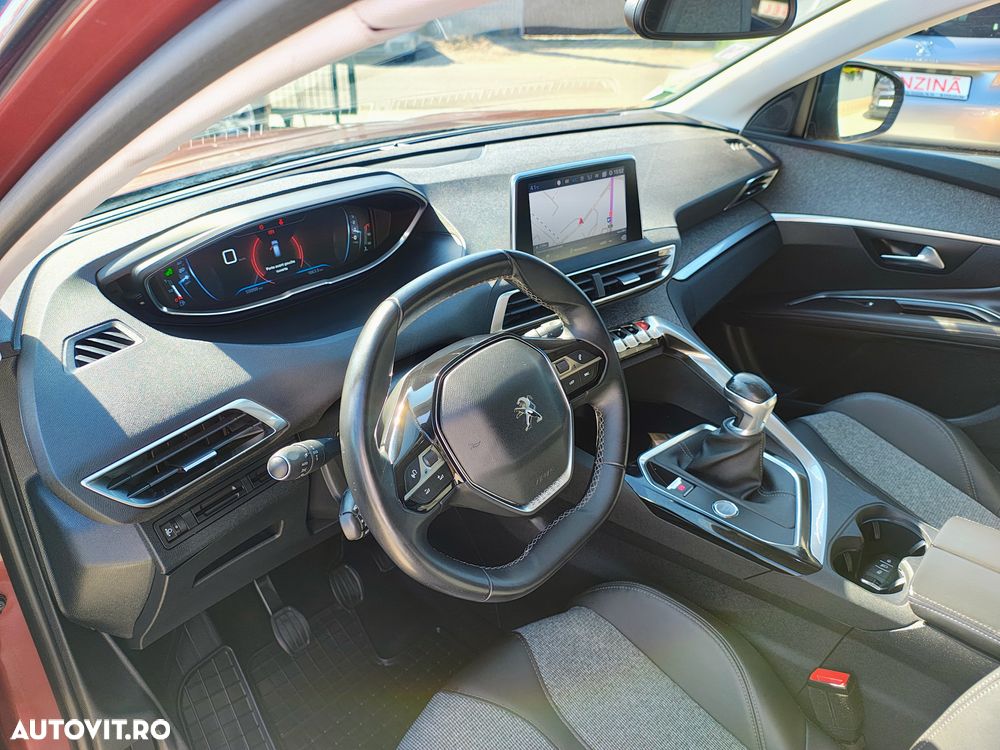 Peugeot 3008 PureTech 130 Stop & Start GPF Allure - 21