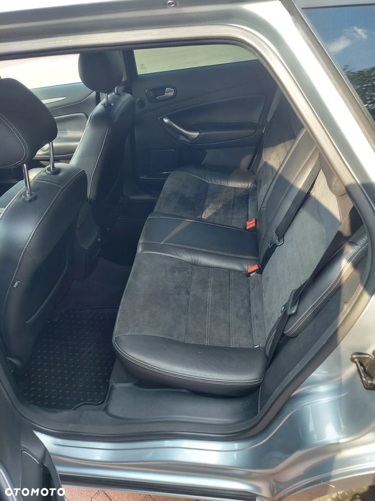 Ford Mondeo - 7