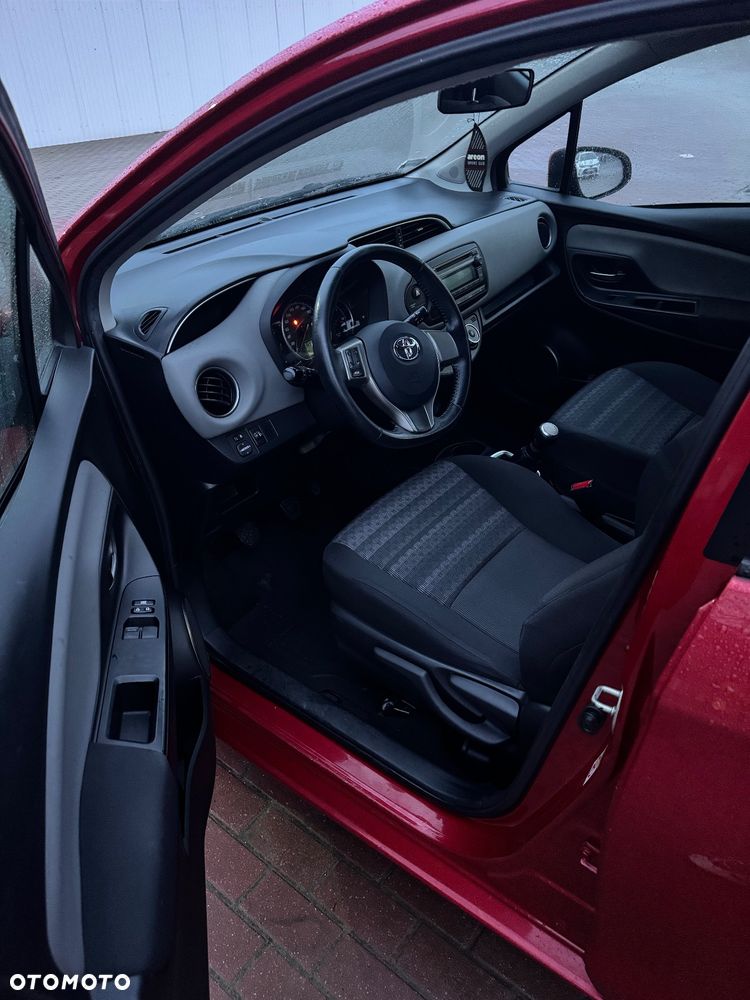 Toyota Yaris 1.0 Active - 5